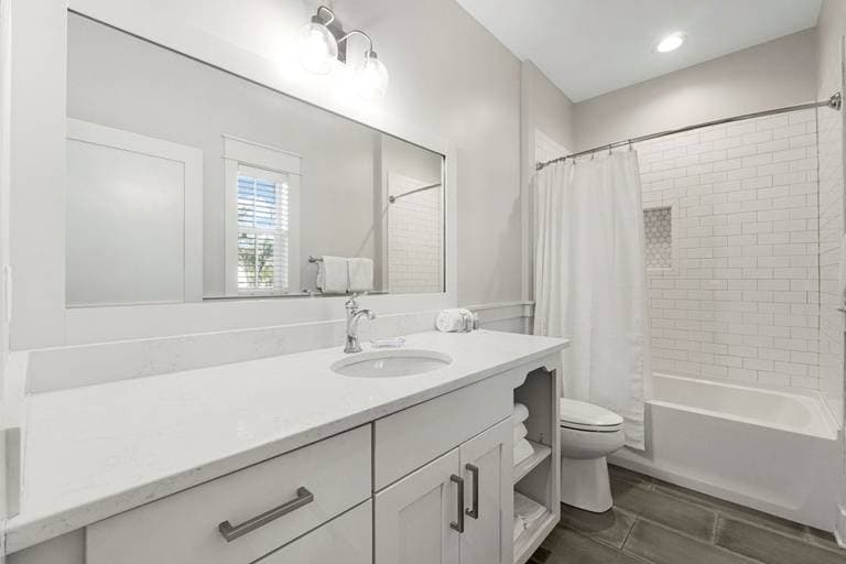 Shore Thing Residence - Image 19