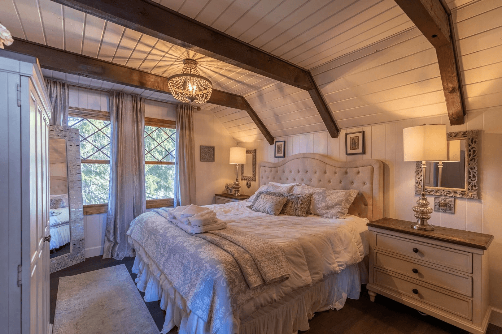 Halftime Haus - Image 11