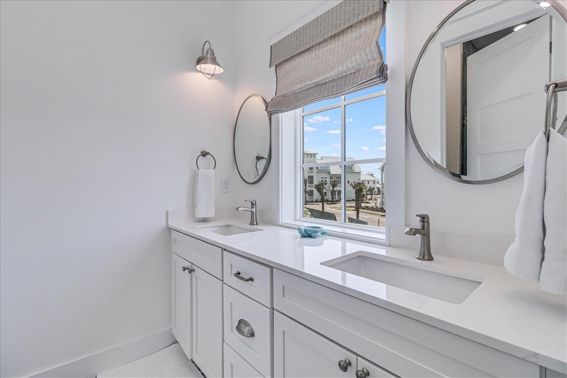 Southern Sandcastle - Image 32