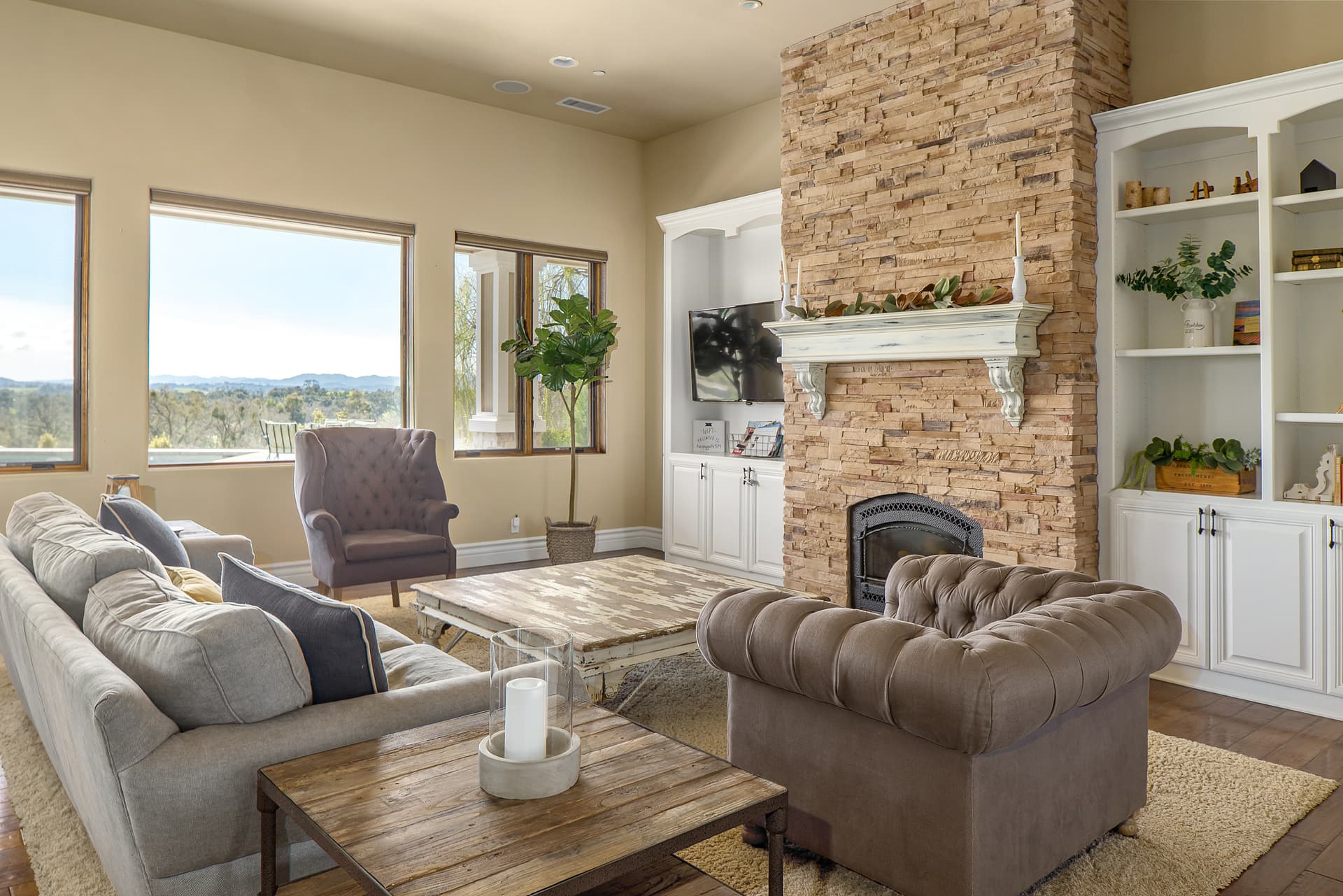 Frontier Farmhouse - Image 6