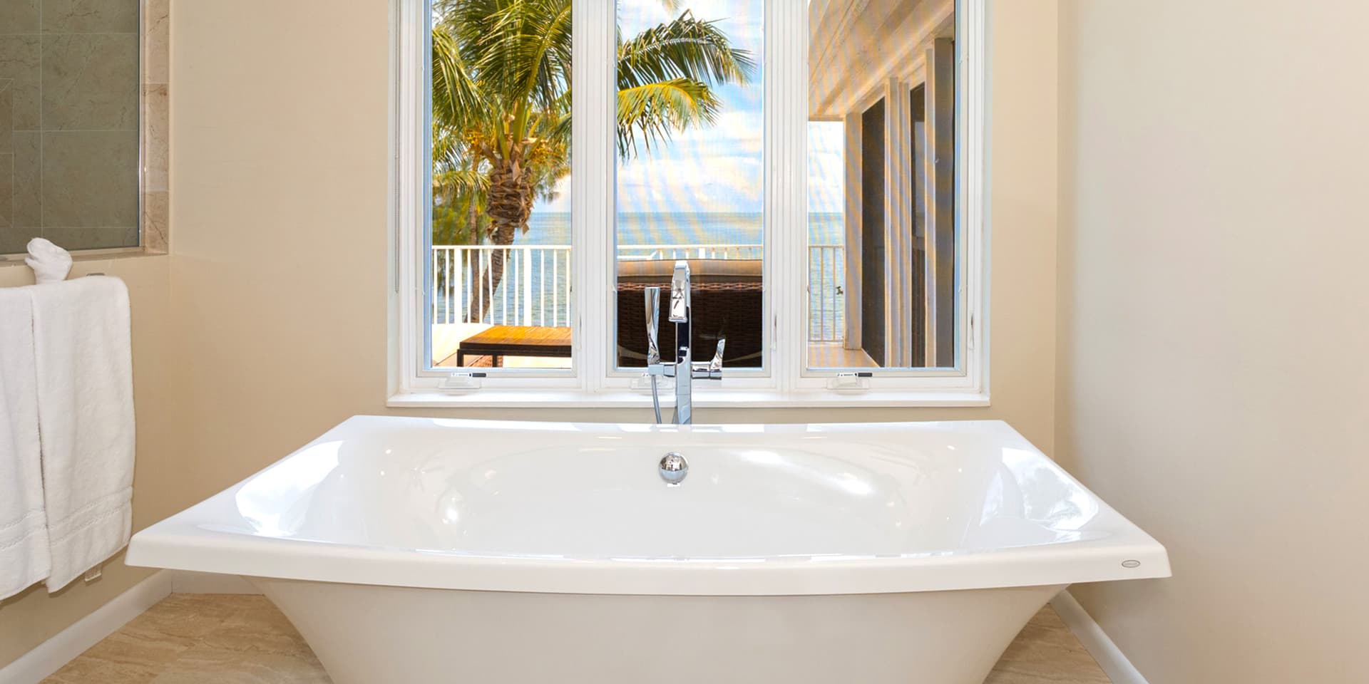 Sea Two Infinity - Image 11