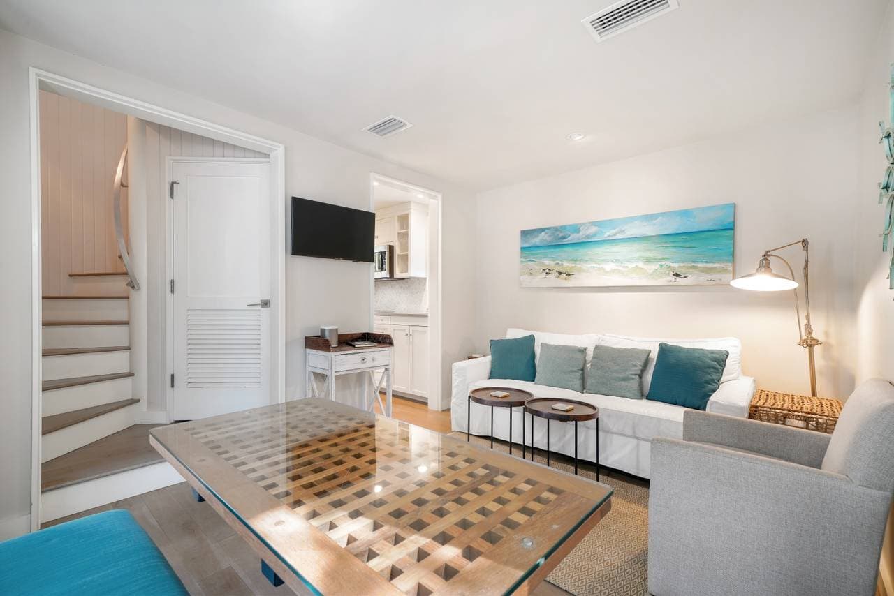 Little Feet Home - Image 2