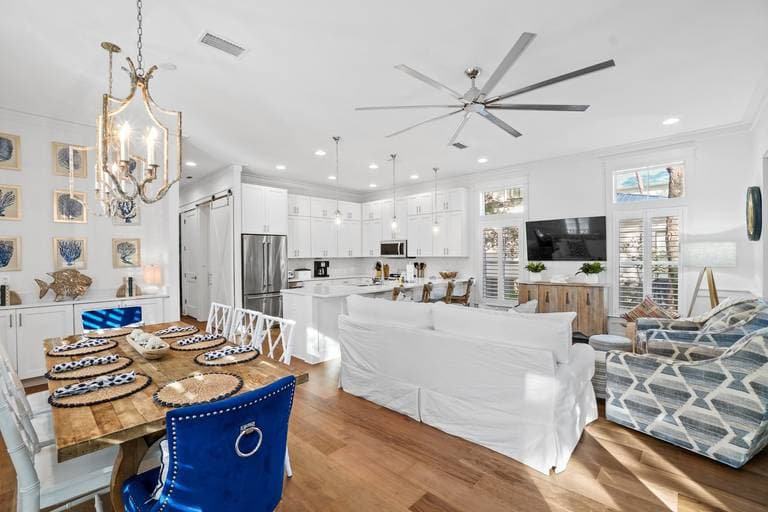 Land of Ahhhs - Image 3