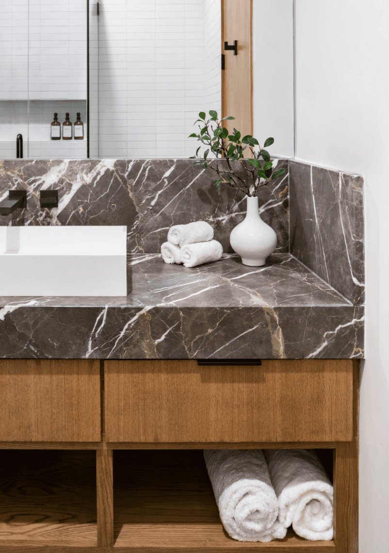 Nashville Lakeside Modern - Image 57