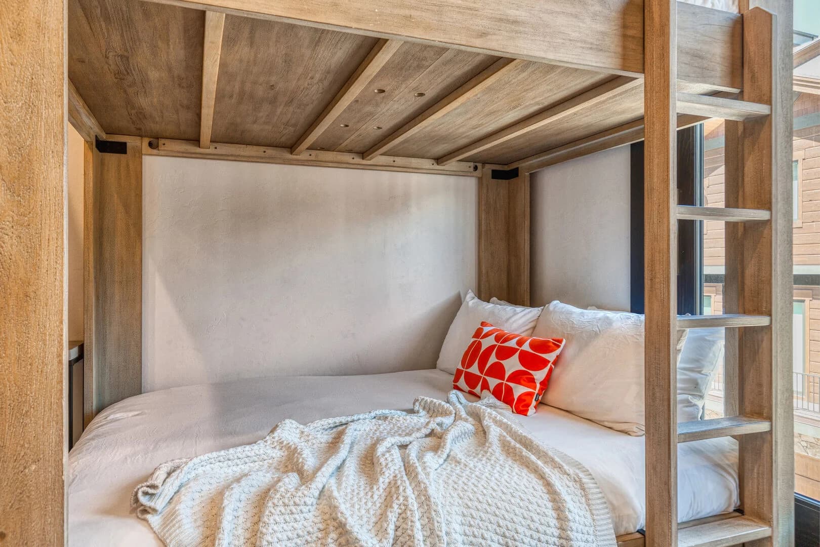 Willow Draw Home - Image 20