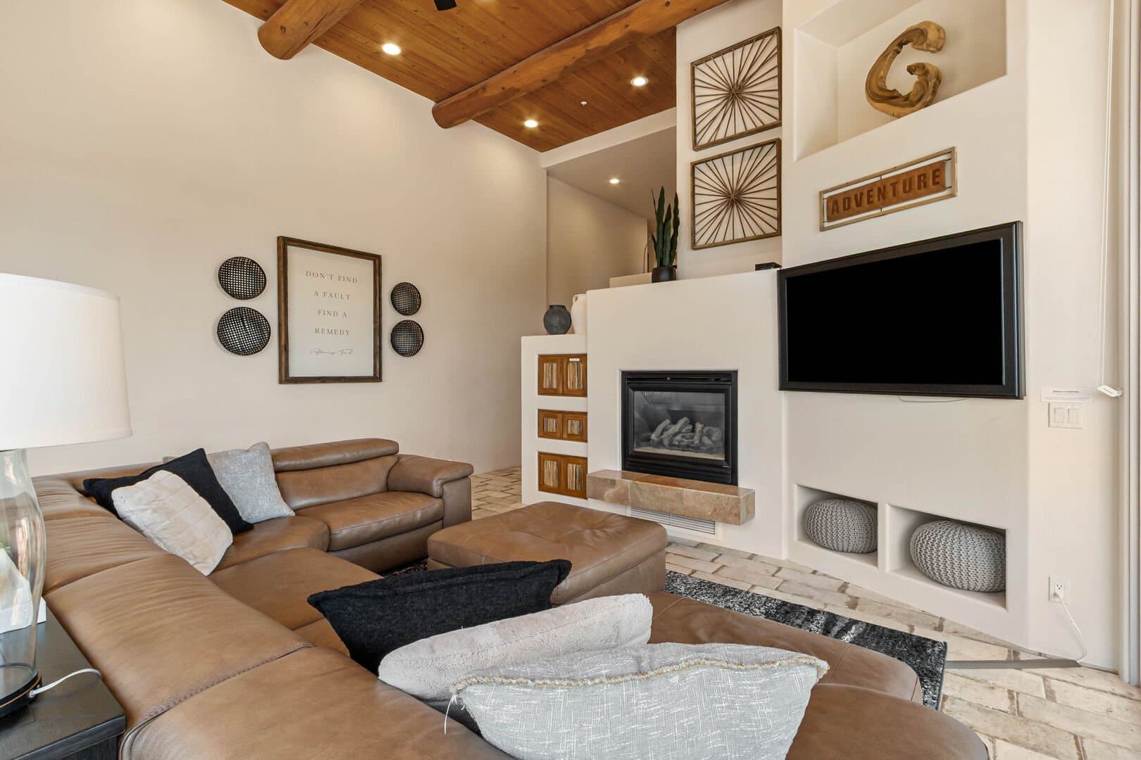 West Chateau - Image 16