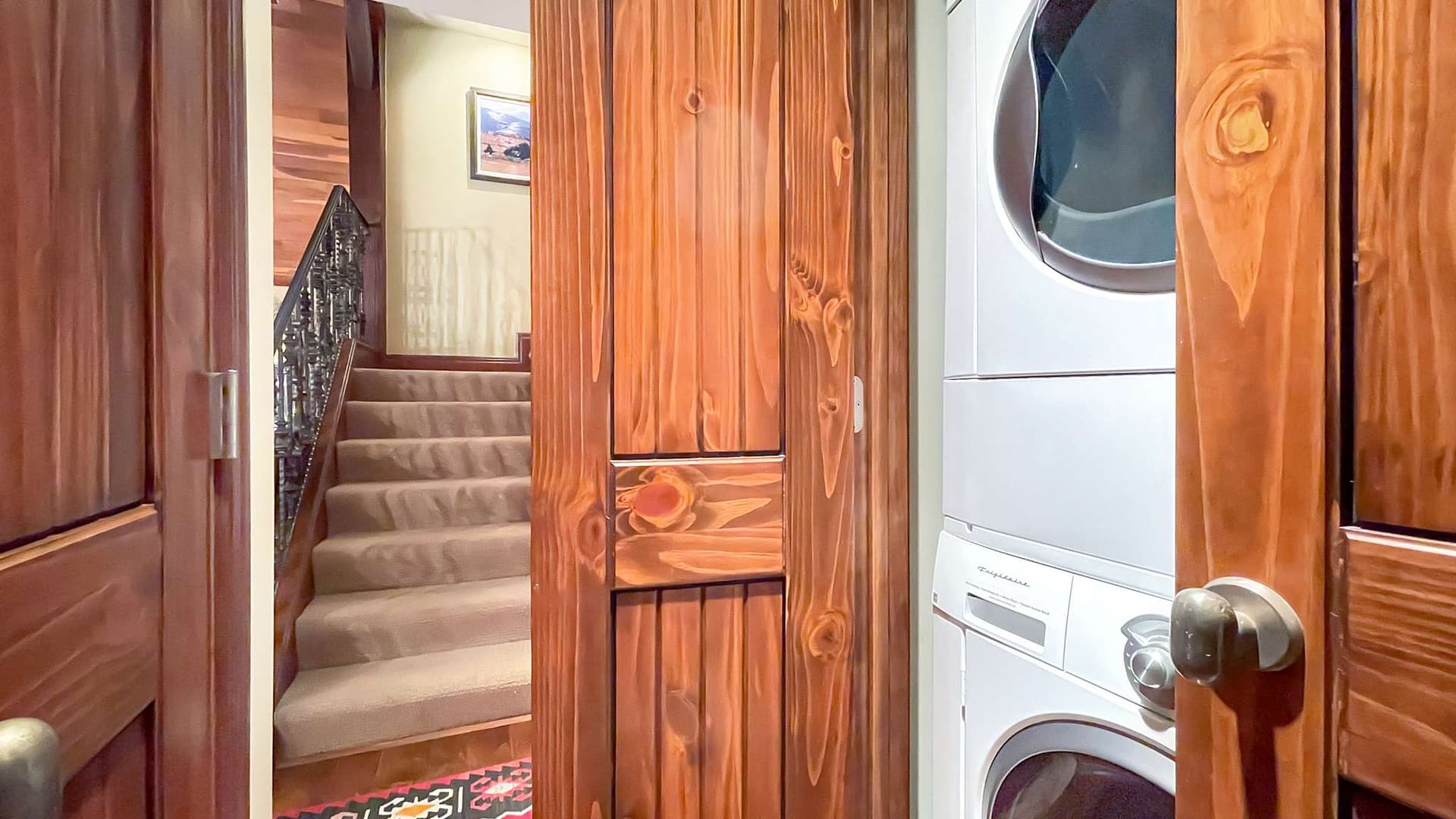 Whispering Waters Chalet - Image 17