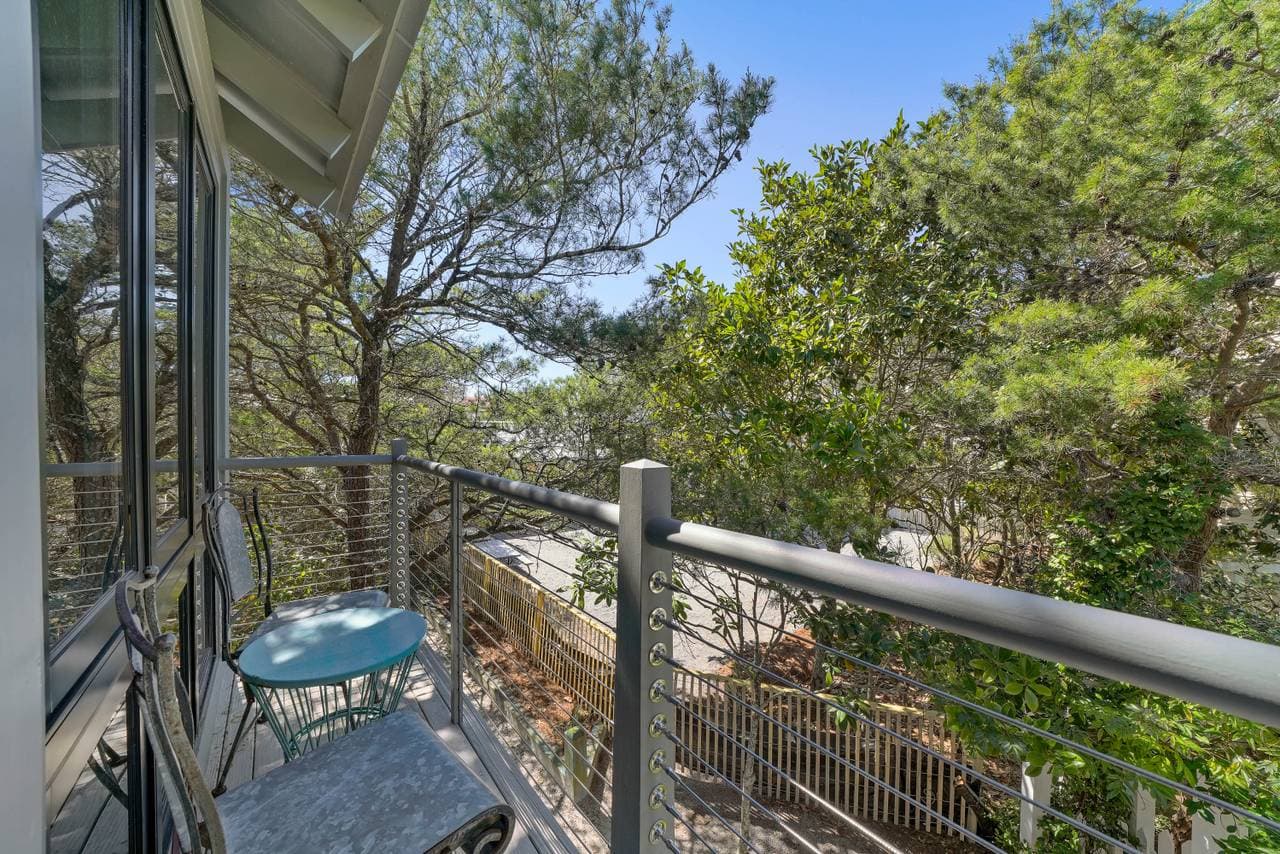 Little Feet Home - Image 20