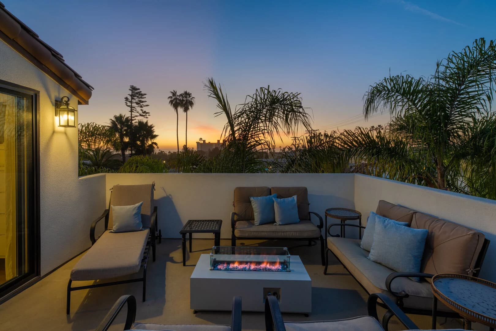 Chalcedonia Beach Gem - Image 26