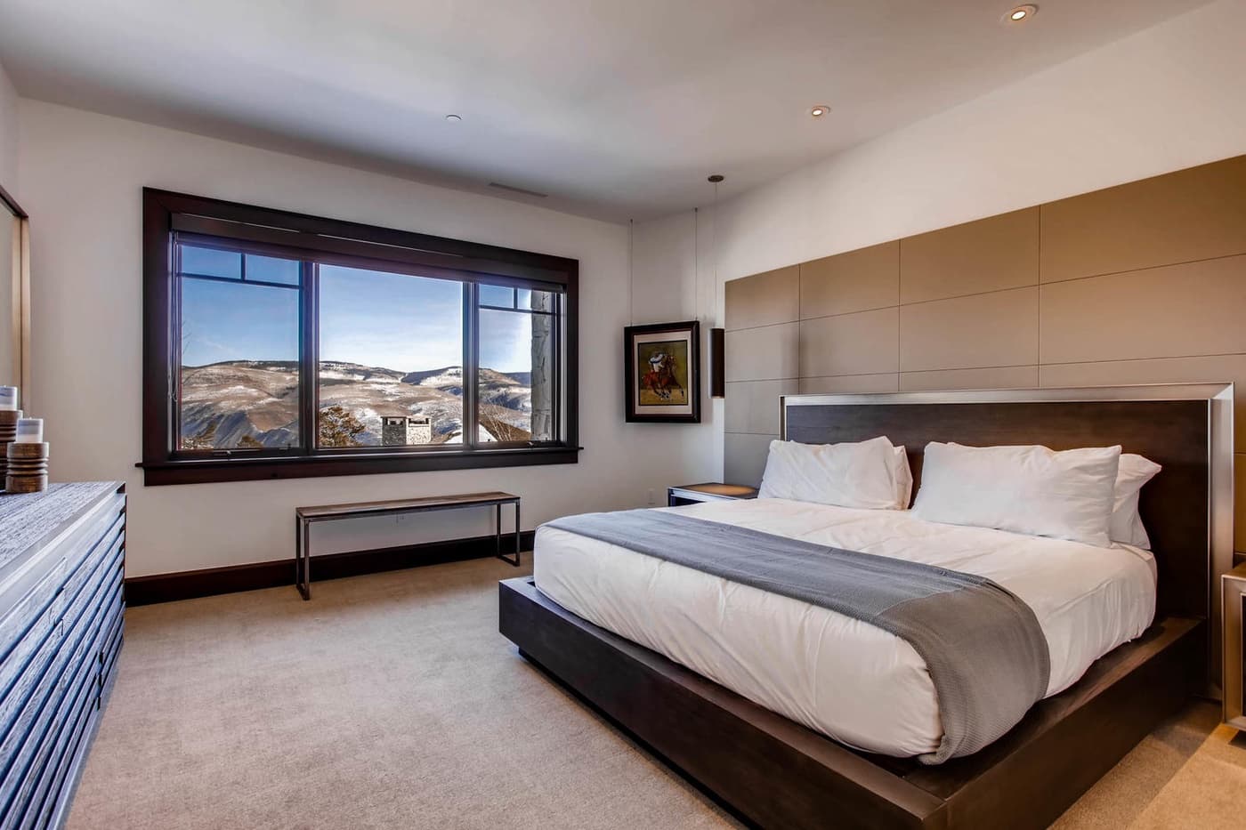 Lay Of The Land At Hummingbird Lodge - Image 15