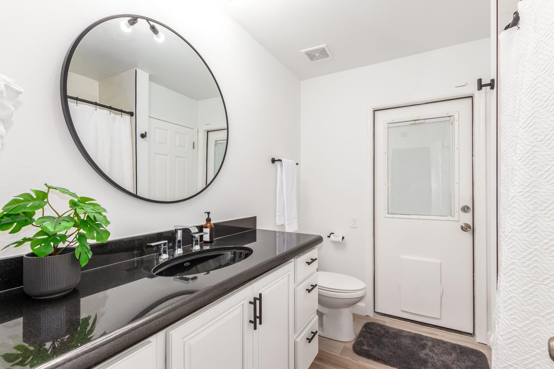 Palms Lux Place - Image 24