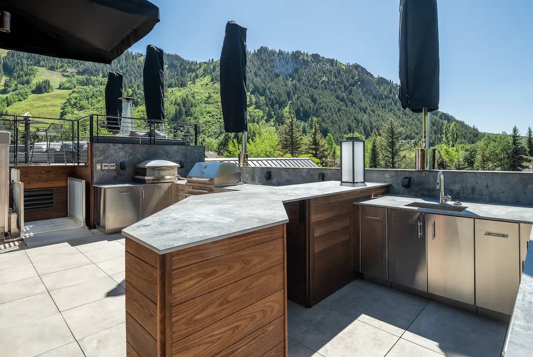 Aspen St. Lodge - Image 34