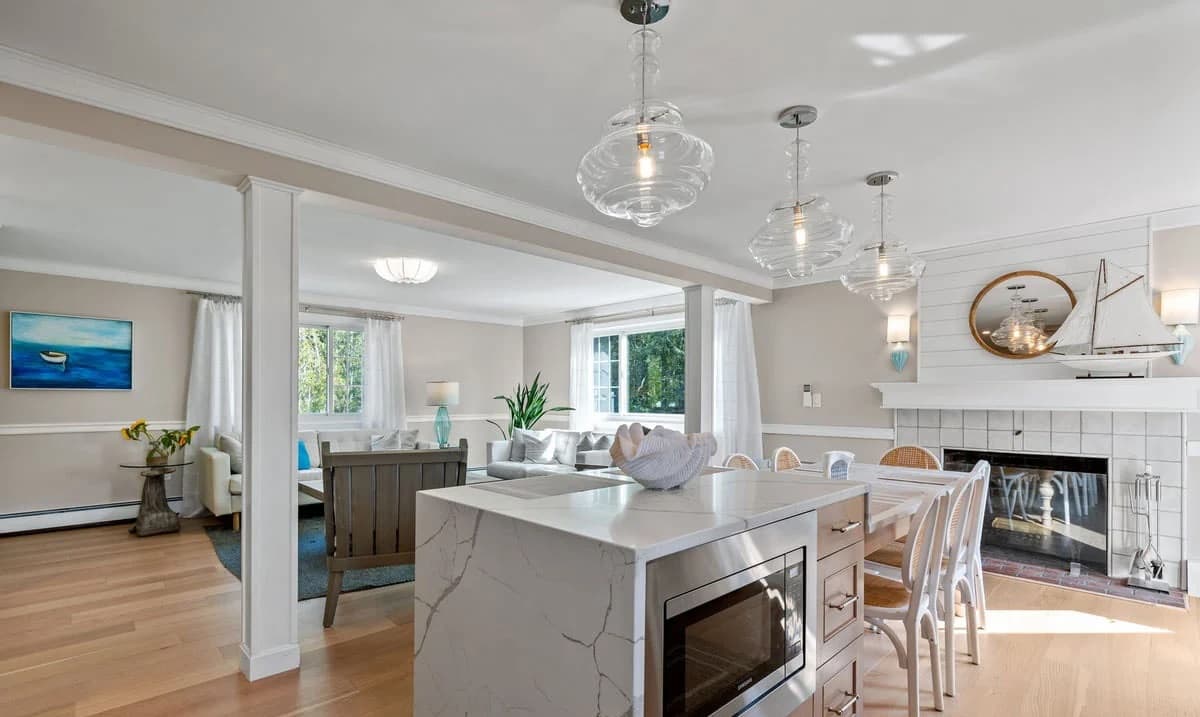 Over the Horizon - Image 8