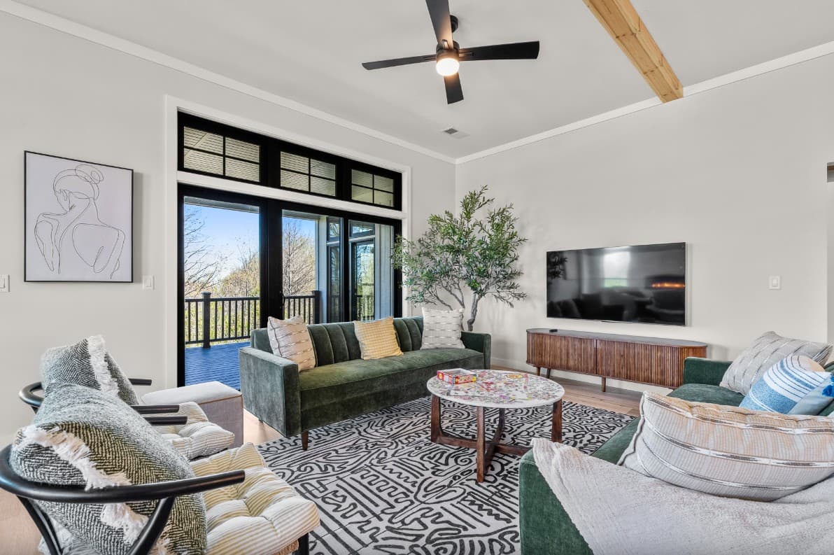 Glenlo Vines - Image 4