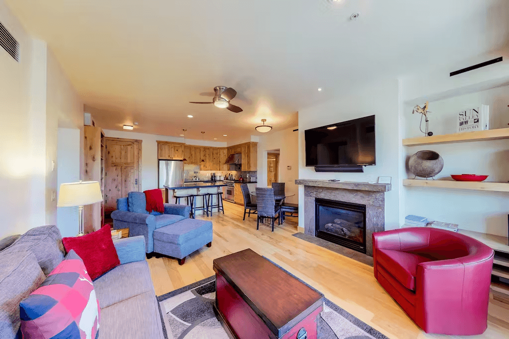 Elkhorn Springs Getaway - Image 2