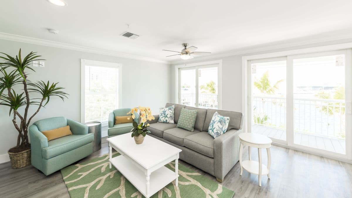 Upper Bayview North - Image 6