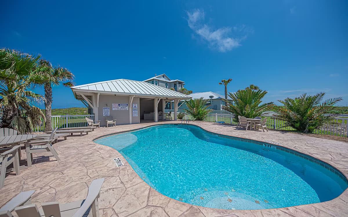 Postcard From Paradise - Image 3