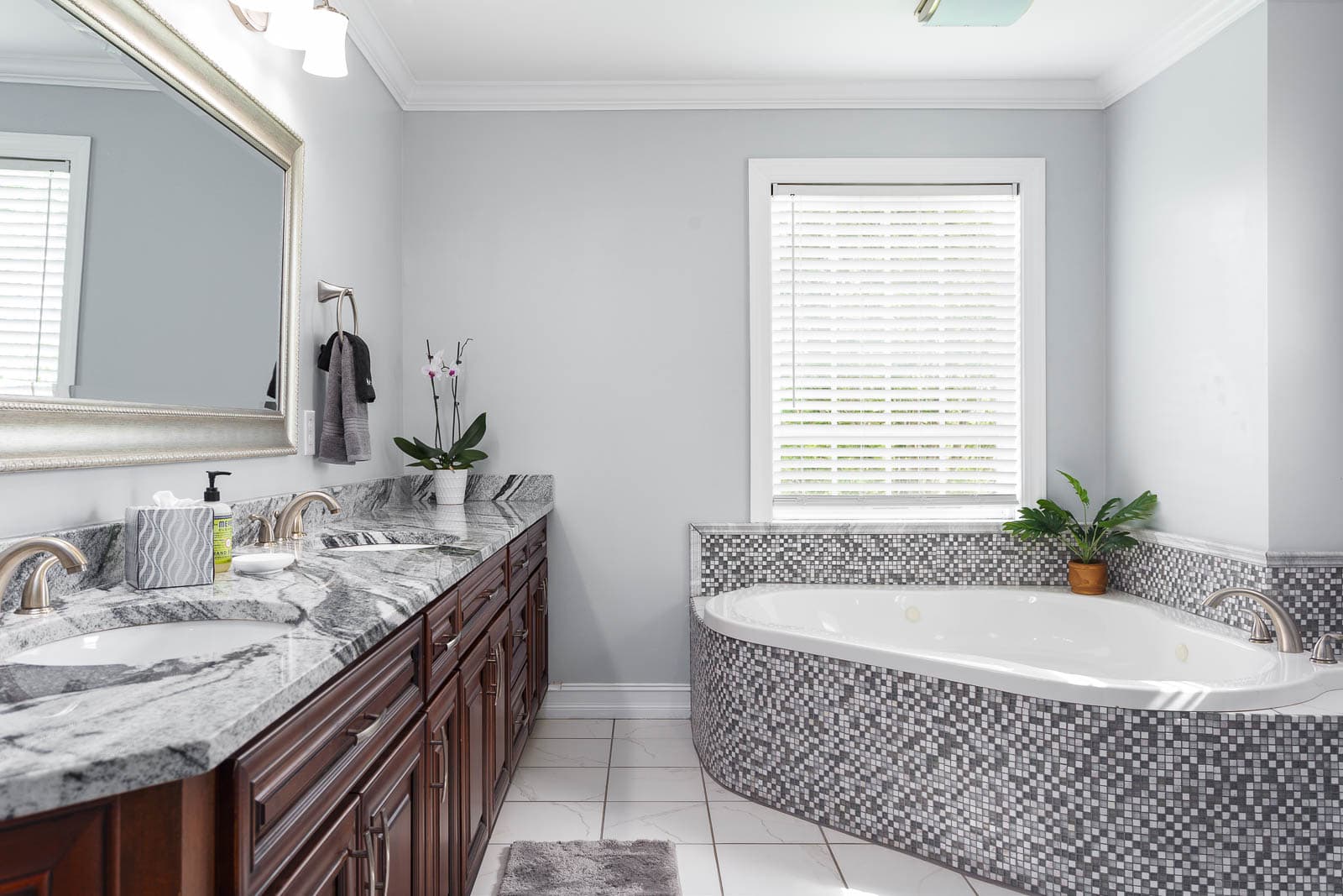 Main Street Manor - Image 17