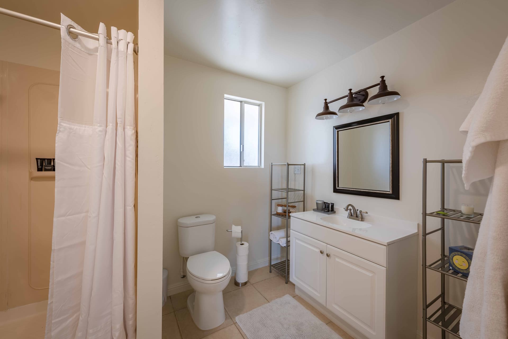 Heartview Cottage Home - Image 12