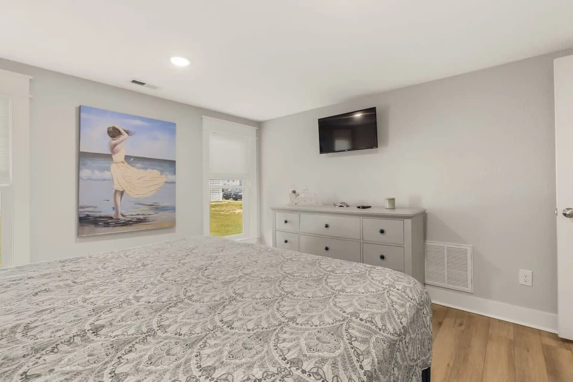 Chipwrecked - Image 20