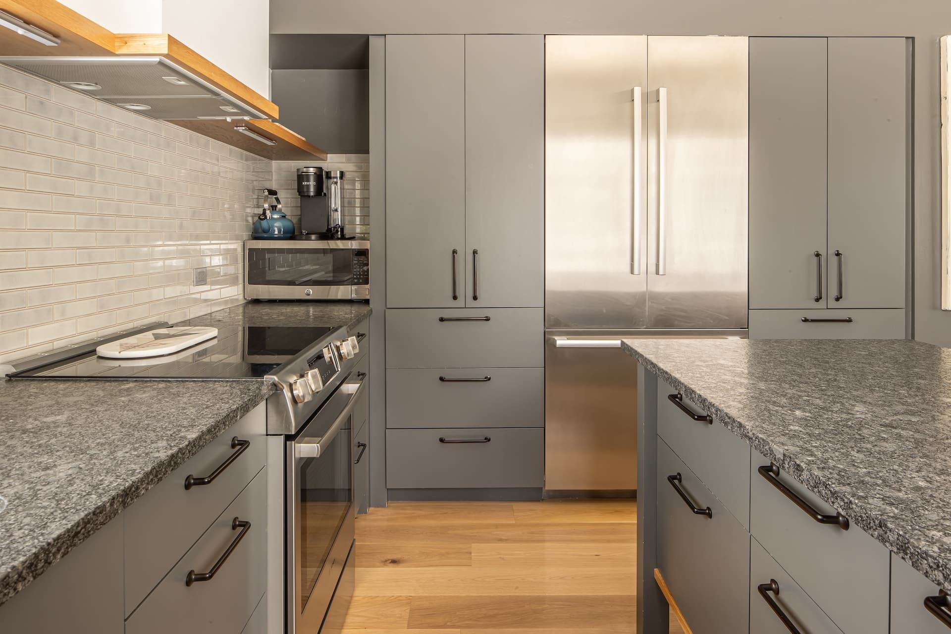 Lake Cabin #20 - Image 8