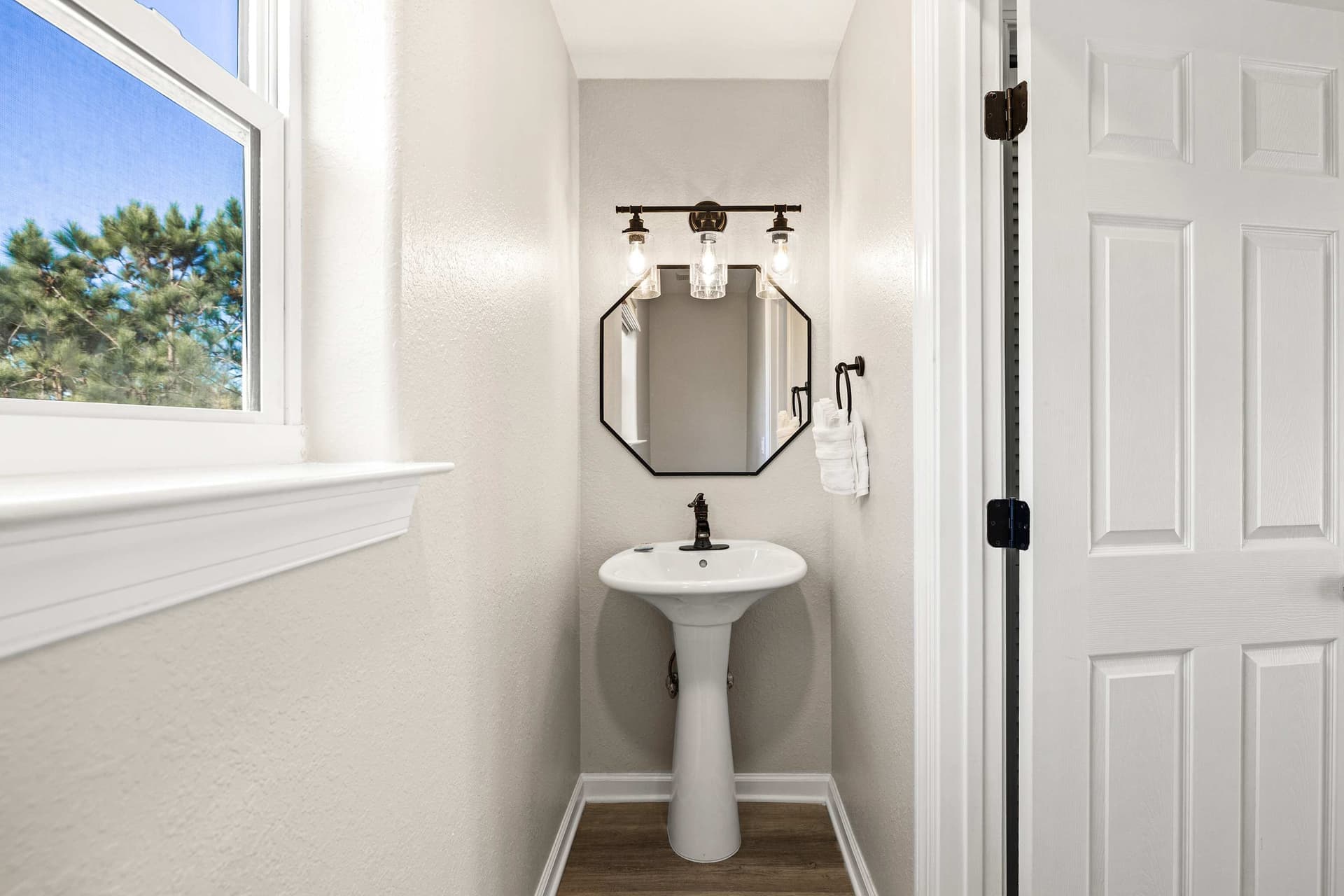 Gulf Coast Retreat - Image 20