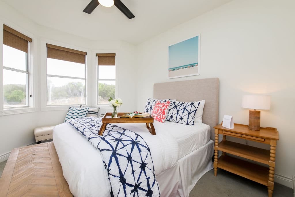 Hill Country Hideaway - Image 18