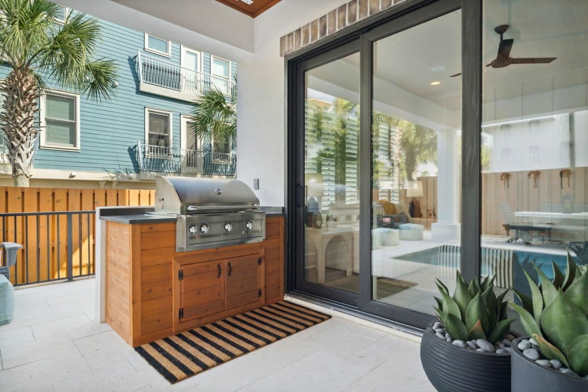 Summer Lane - Image 57