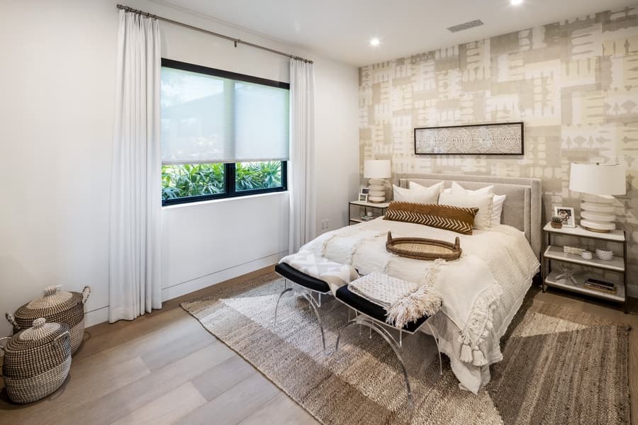 Diamond Head Grand Escape - Image 19