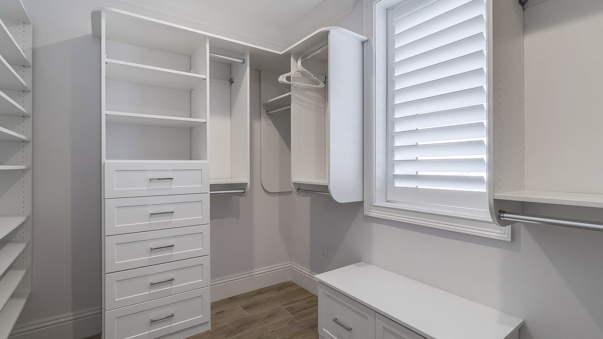 Azzurro Moon - Image 36