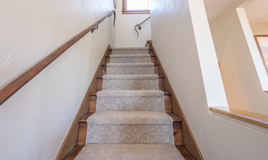 Saddle Ridge R2  - Image 28