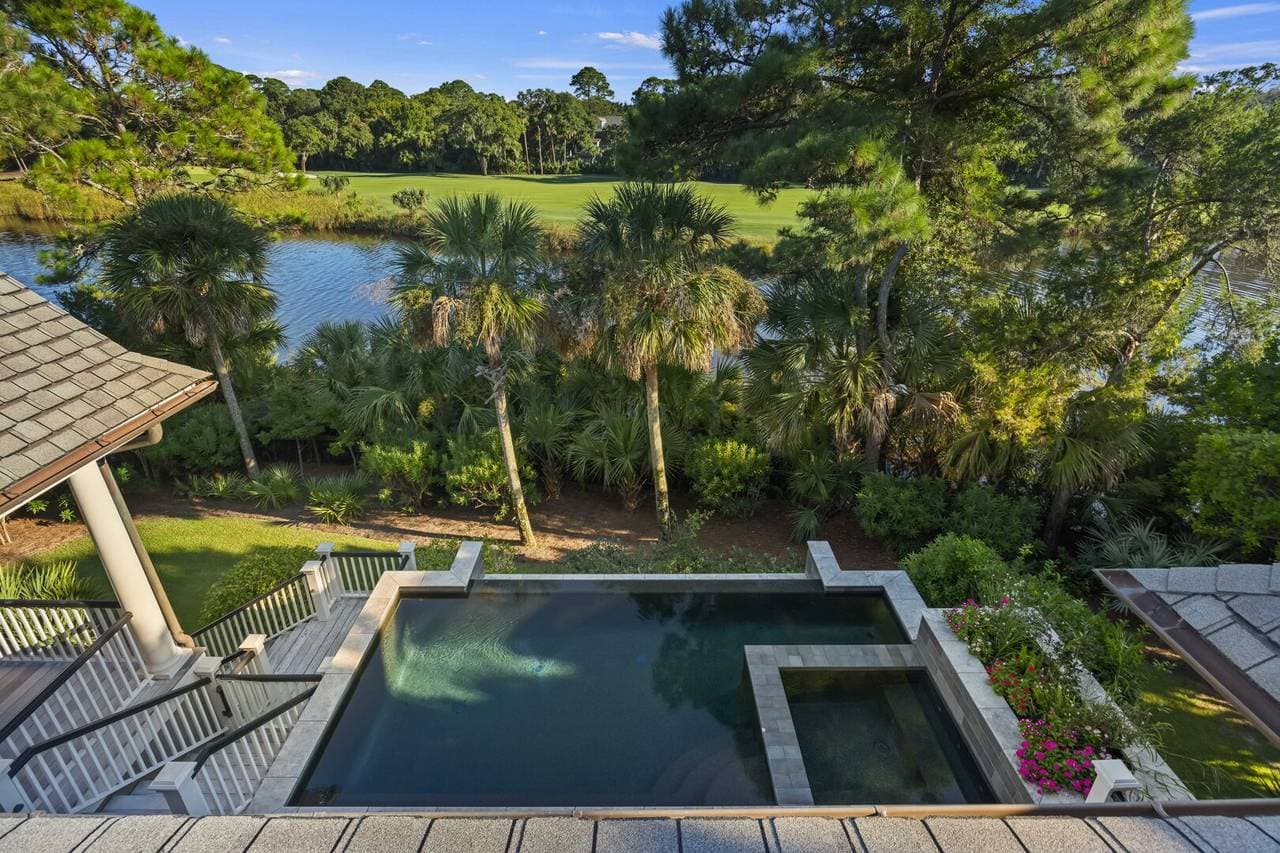 Avocet Home - Image 2