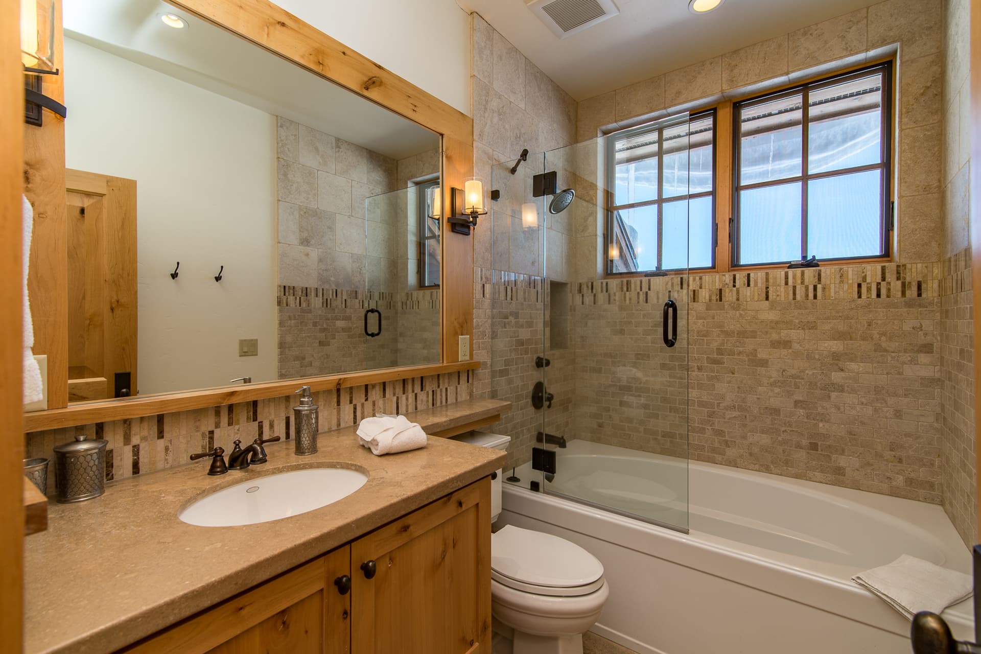 Mount Olympia Oasis House - Image 15