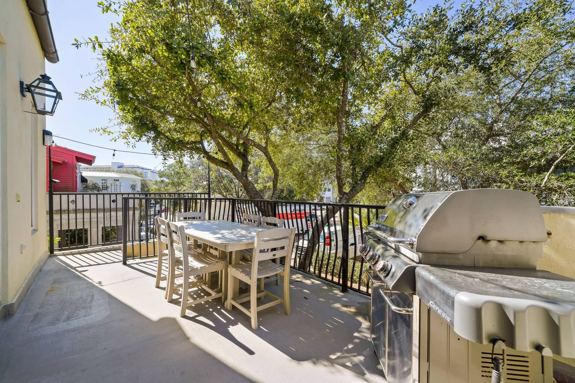 Allora House - Image 13