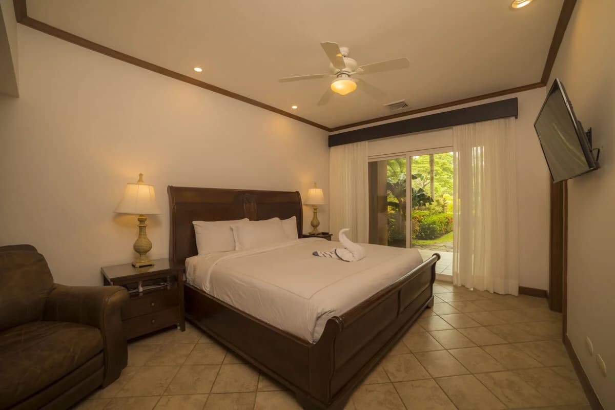 Veranda Condo 6F - Image 8