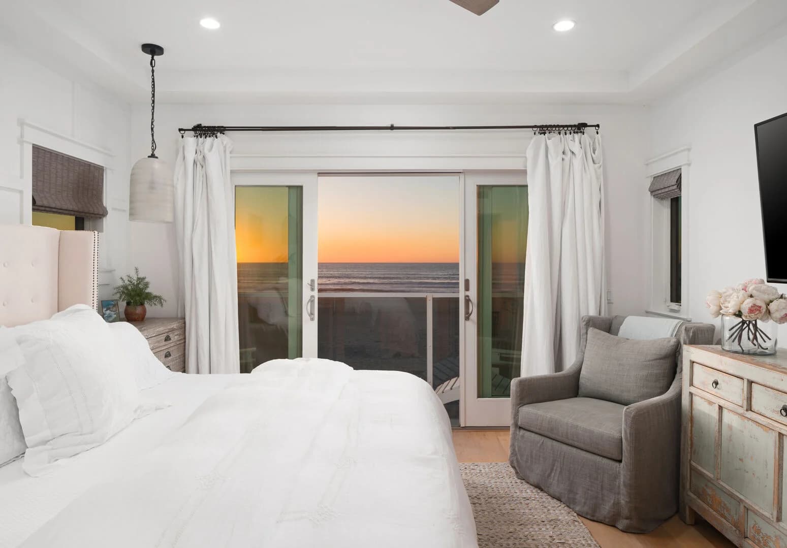 Oceanfront Retreat Three - Image 17