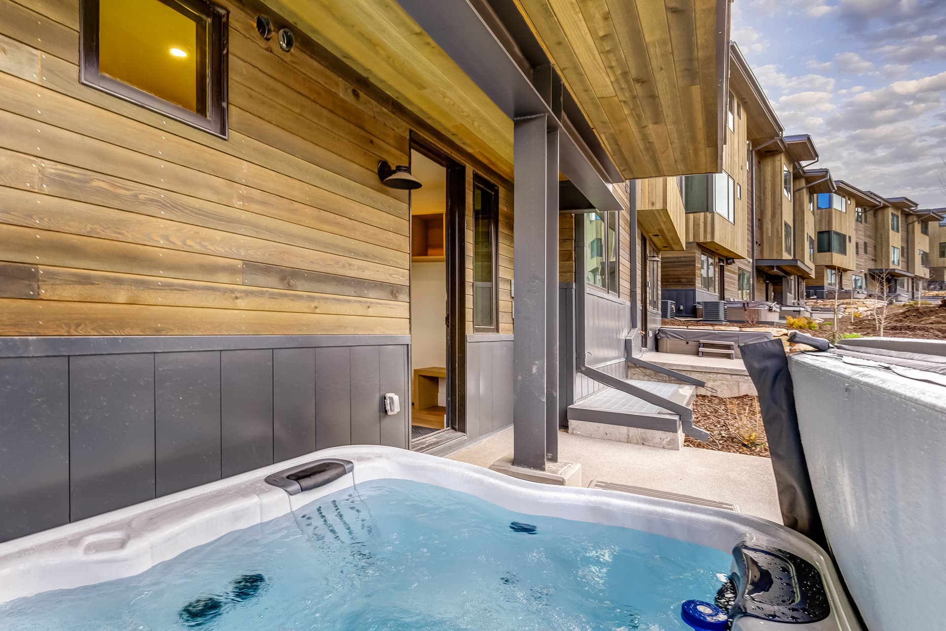 Ridgeline Elegance Place - Image 26