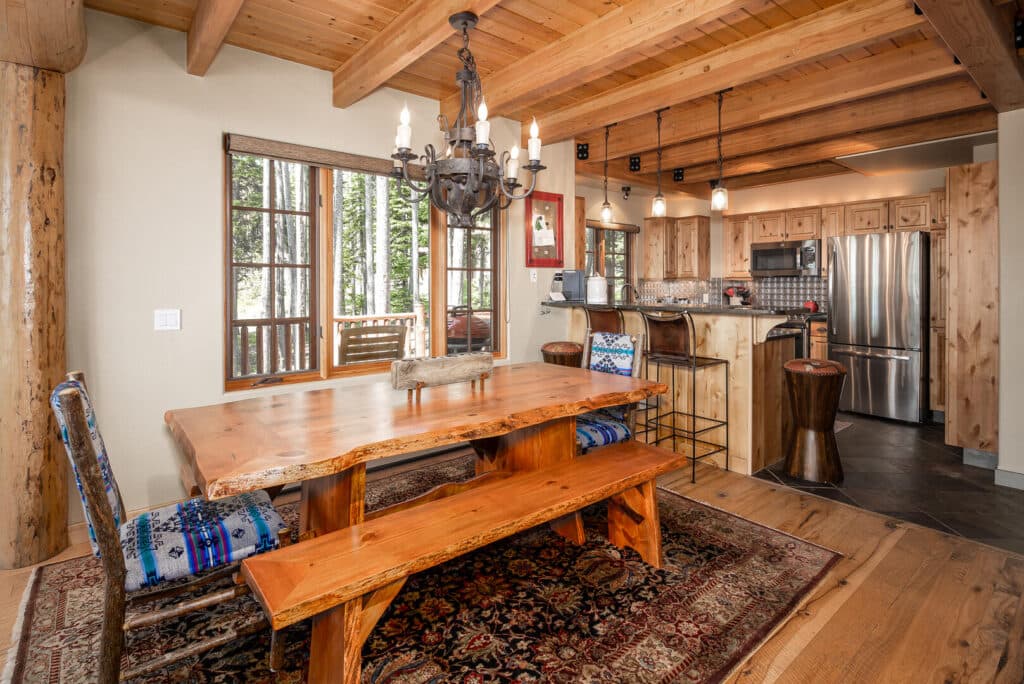 Full Moon House - Image 4