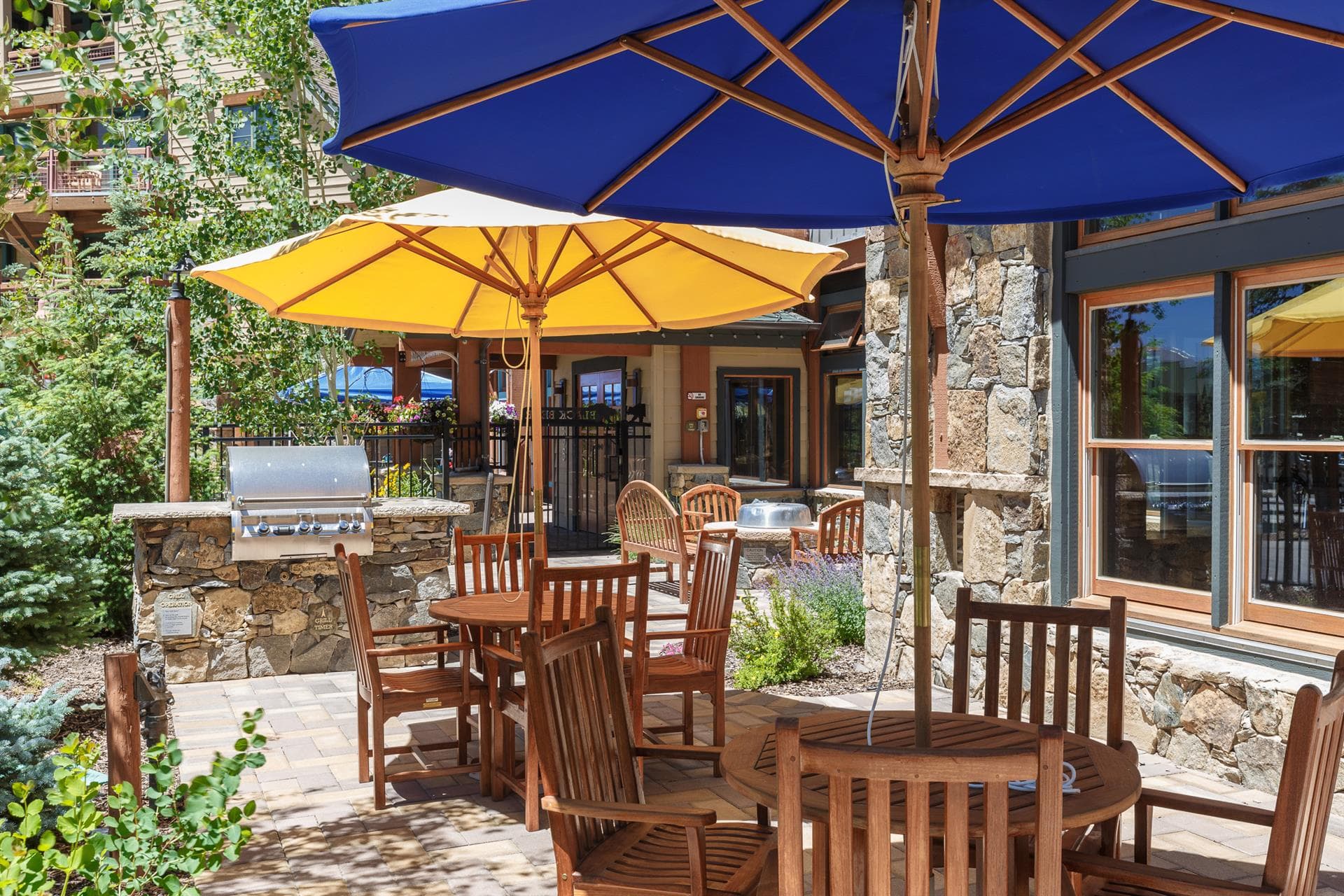 Bear Residence - Image 16