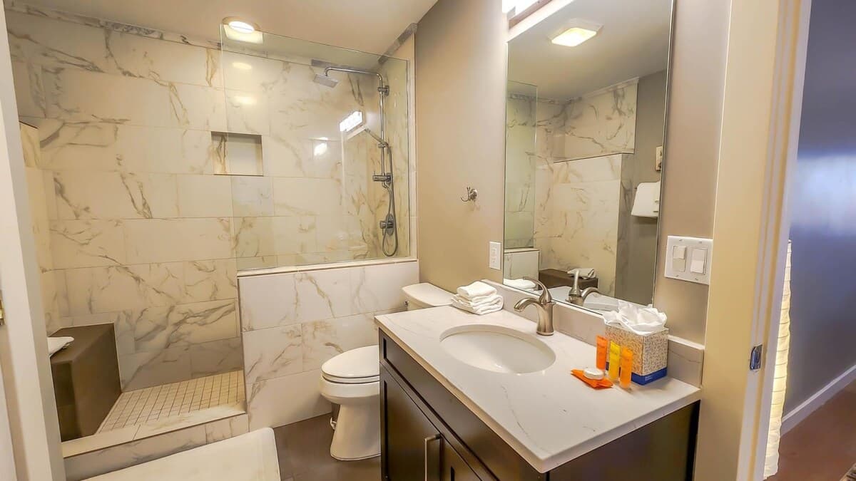 Summit Glow - Image 18