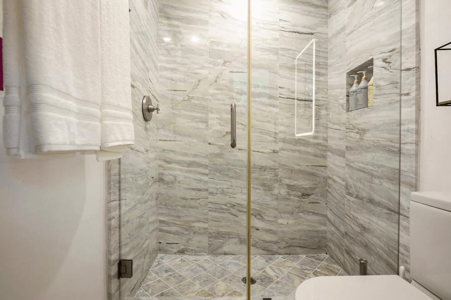 Ocean Haus - Image 34