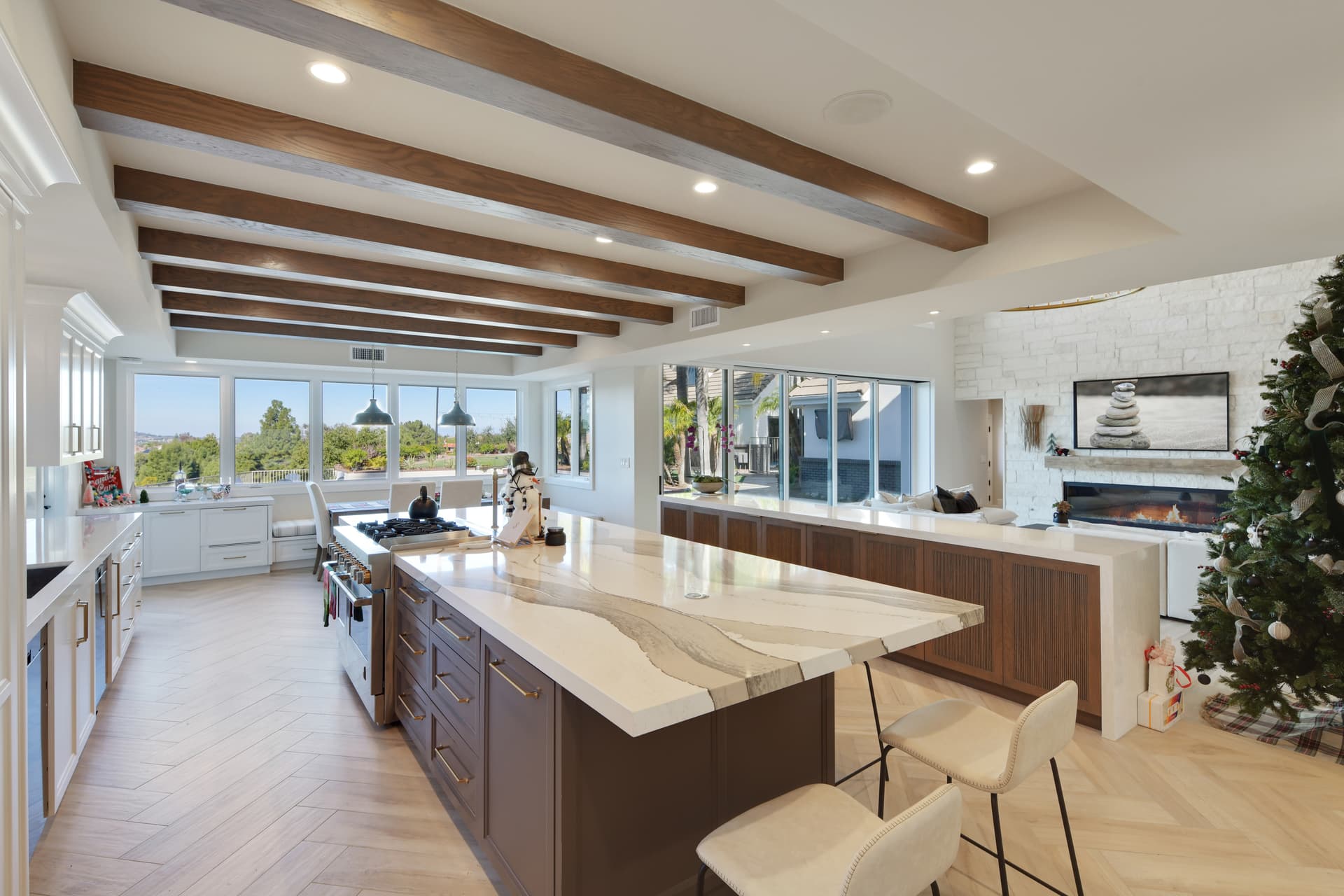 Laguna Hills Estate - Image 10