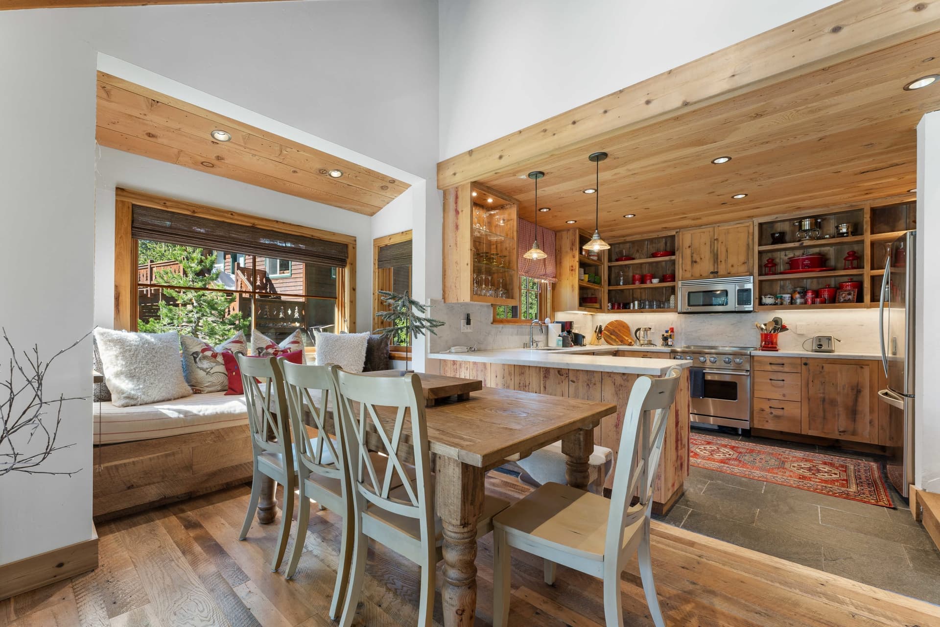 Soda Springs Ski & Lake Retreat - Image 5