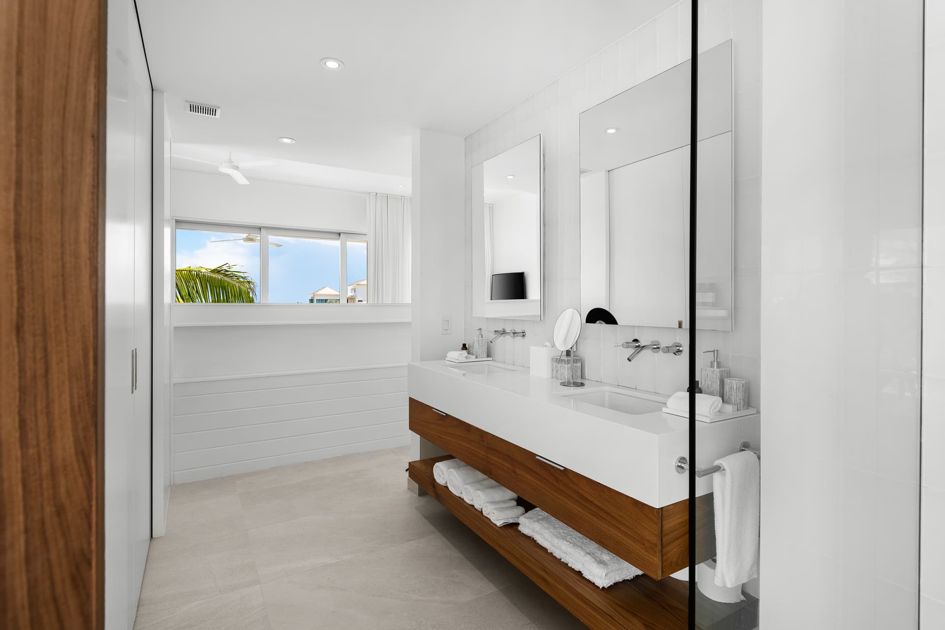 Grace Bay Four Bedroom Oceanview - Image 21