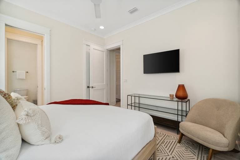 Harlie's House - Image 25