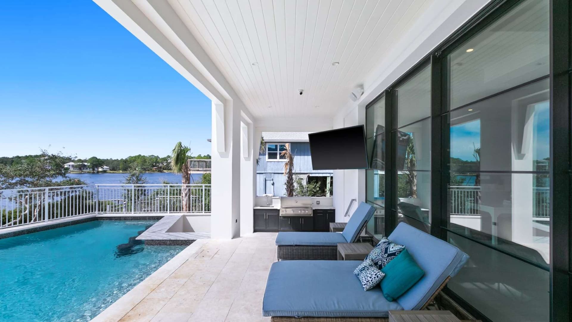 Lakeview Drive - Image 6