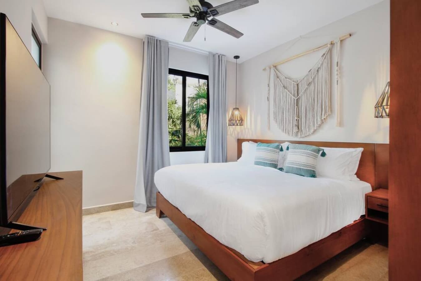 Sunset Pursuit - Image 10