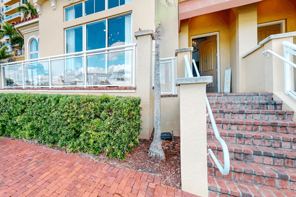 Belle Harbor Charm - Image 5