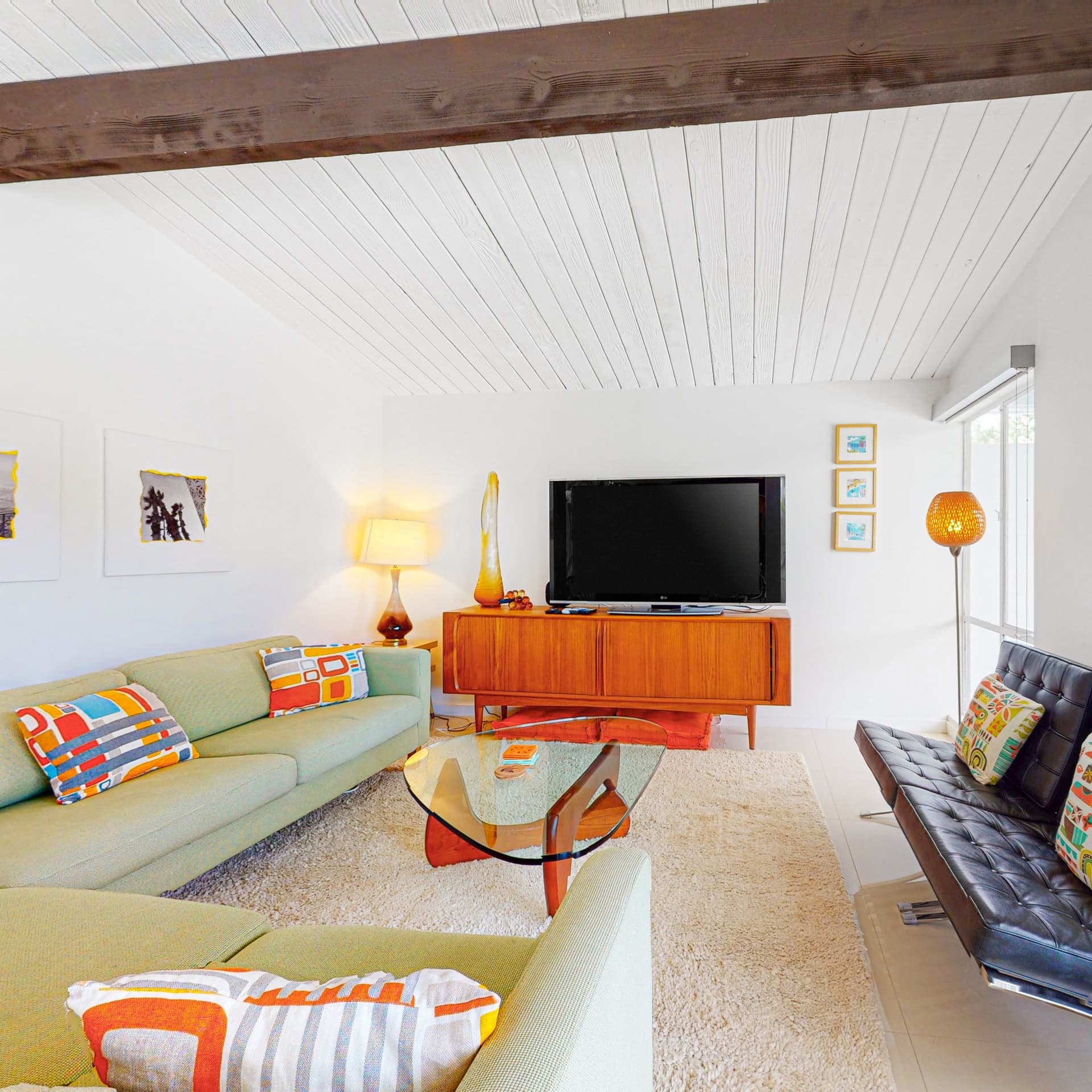 Six Palms Home - Image 2