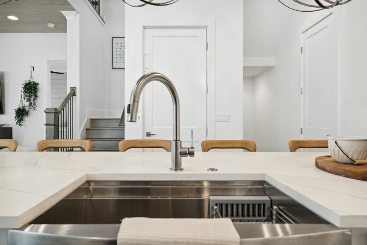 Summer Lane - Image 22